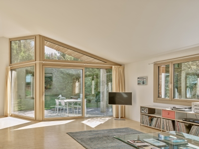 Fenêtre de rénovation RF1 design en bois-métal photo 2