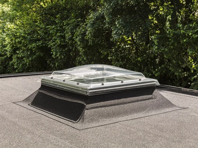 VELUX CSP, Finestra di evacuazione fumo e calore per tetti piani immagine 3